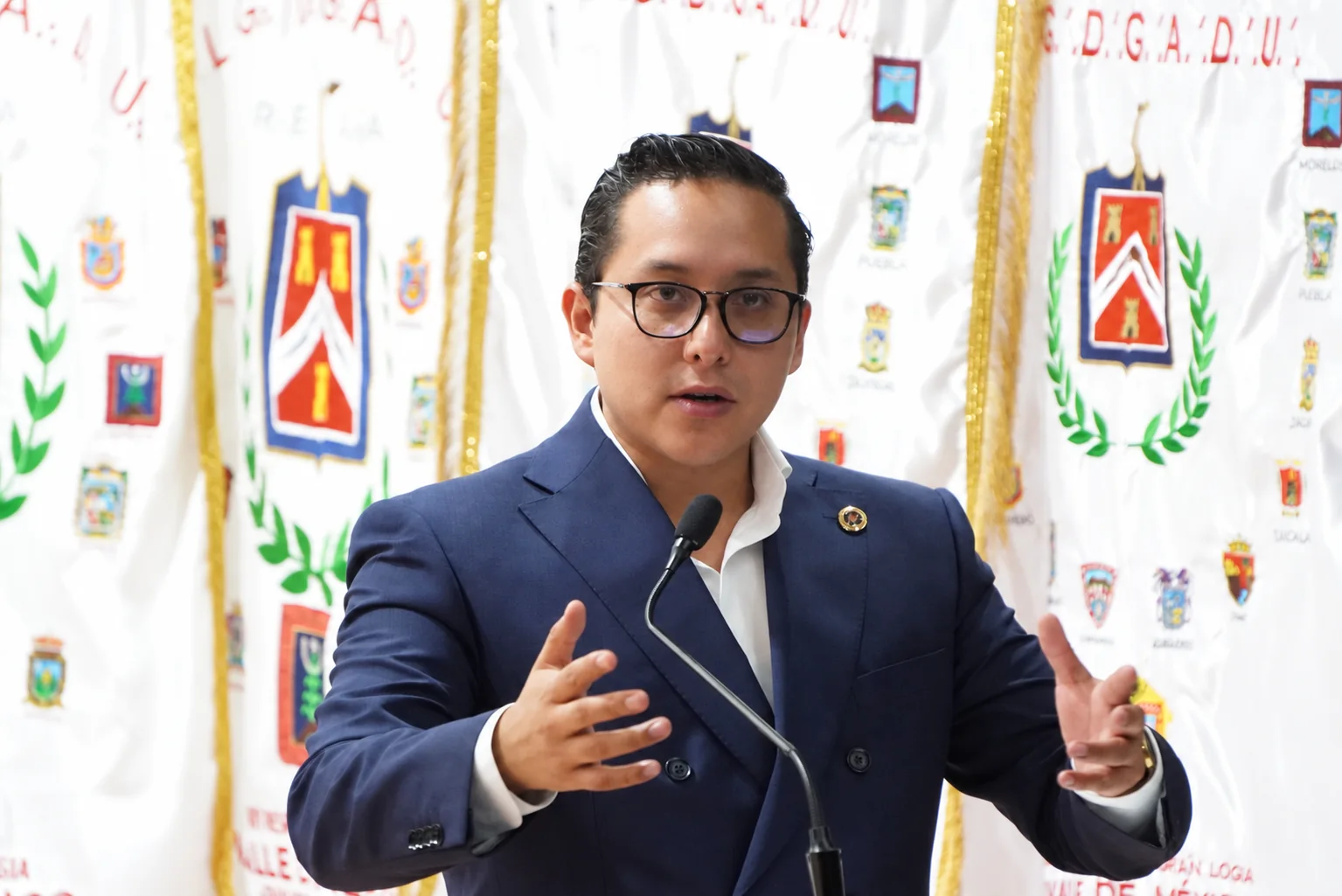 Juan Oswaldo Rosas Márquez durante una intervención pública